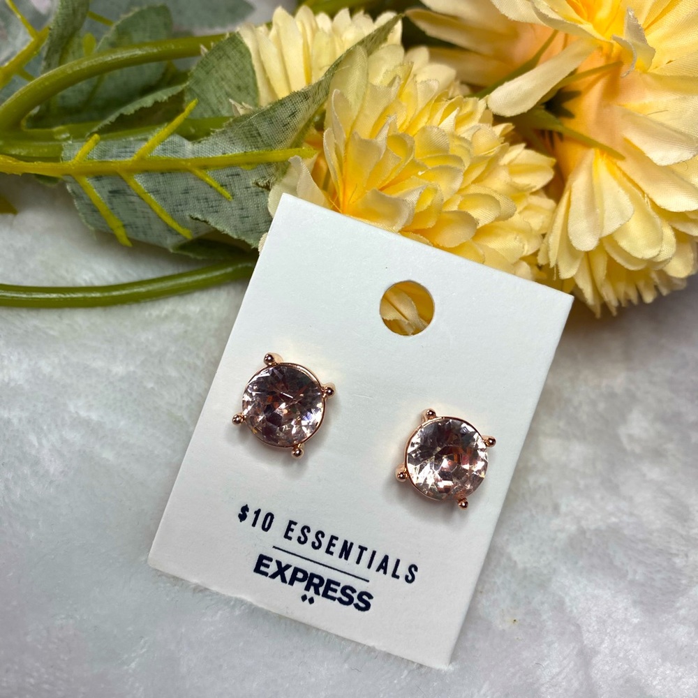 EXPRESS PINK STUDS